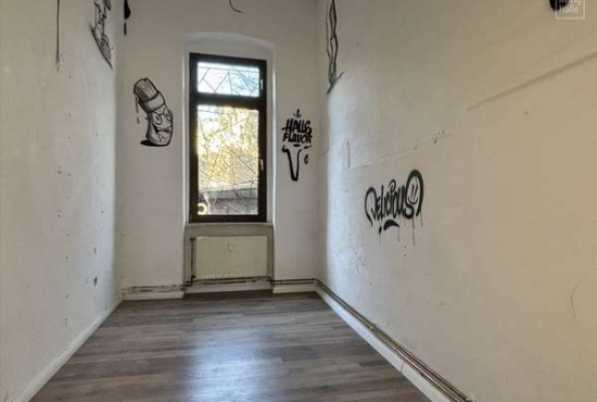 Halle Ludwig-Wucherer-Straße, Ladenlokal, Gastronomie mieten oder kaufen