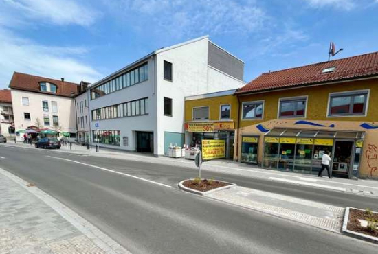 Traunreut , Ladenlokal, Gastronomie mieten oder kaufen