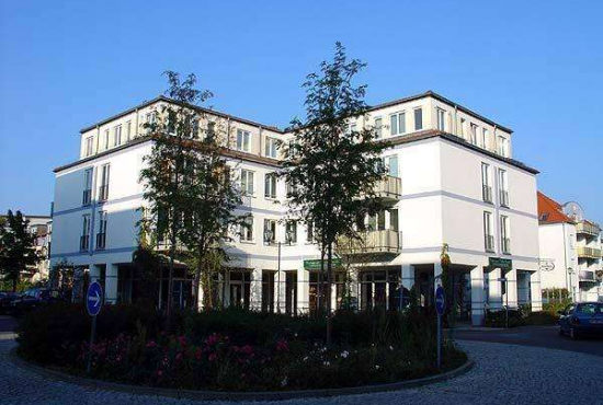 Glienicke/Nordbahn Eichenallee, Ladenlokal, Gastronomie mieten oder kaufen
