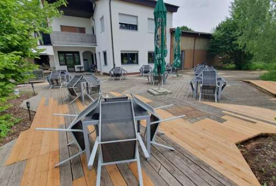 Karlsbad Heerweg, Ladenlokal, Gastronomie mieten oder kaufen