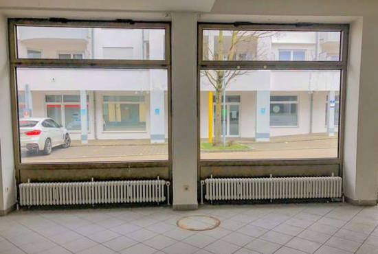 Neu-Ulm Sonnenstr, Ladenlokal, Gastronomie mieten oder kaufen