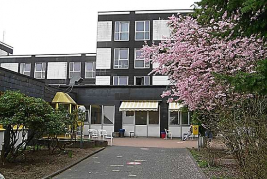 Bad Berleburg Am Spielacker, Ladenlokal, Gastronomie mieten oder kaufen