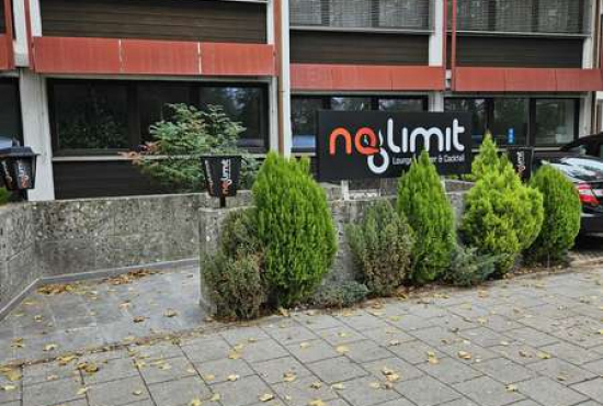 Unterhaching , Ladenlokal, Gastronomie mieten oder kaufen