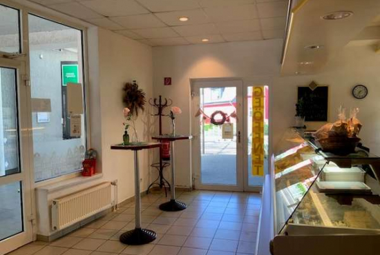 Pasewalk Am Luisenplatz, Ladenlokal, Gastronomie mieten oder kaufen