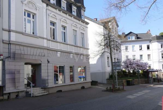 Idstein , Ladenlokal, Gastronomie mieten oder kaufen