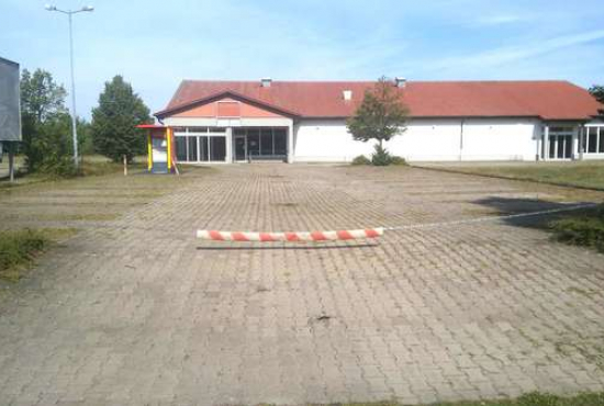 Storkow Beeskower Chaussee, Ladenlokal, Gastronomie mieten oder kaufen
