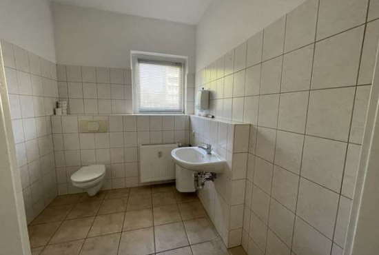 Bautzen Erich-Weinert-Straße, Ladenlokal, Gastronomie mieten oder kaufen