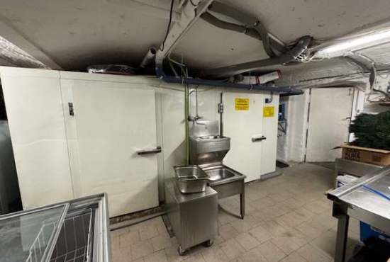Berlin Stuttgarter Platz, Ladenlokal, Gastronomie mieten oder kaufen
