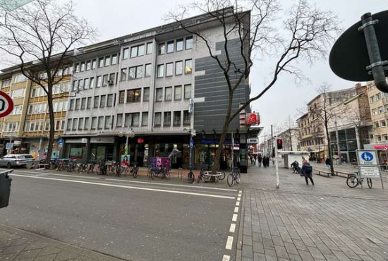 ma Carl-Reuther-Str., Ladenlokal, Gastronomie mieten oder kaufen