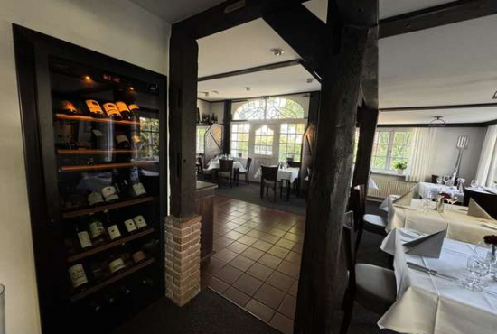 Wiefelstede Gristeder Straße, Ladenlokal, Gastronomie mieten oder kaufen