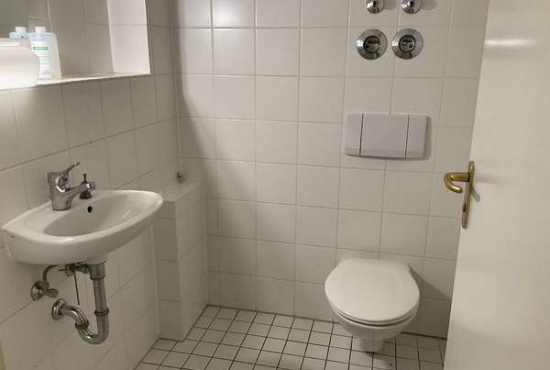 Dachau Wallbergstr., Ladenlokal, Gastronomie mieten oder kaufen