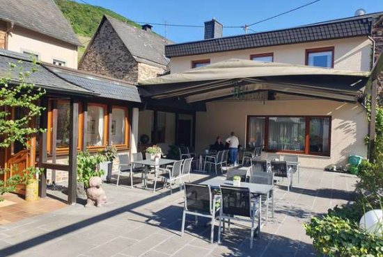 Mesenich , Ladenlokal, Gastronomie mieten oder kaufen
