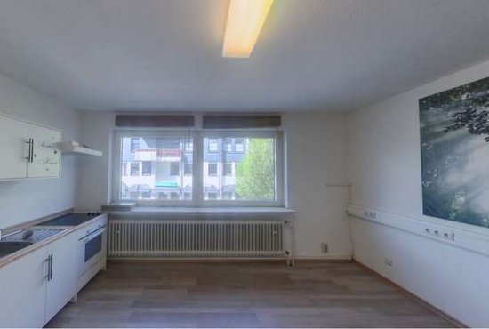 Lennestadt Helmut-Kumpf-Straße, Ladenlokal, Gastronomie mieten oder kaufen