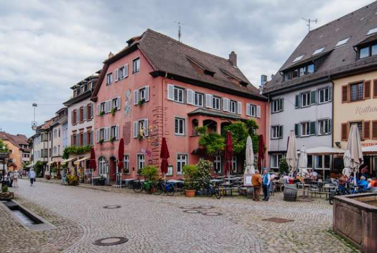 Staufen , Ladenlokal, Gastronomie mieten oder kaufen
