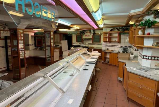 Trostberg Hauptstraße, Ladenlokal, Gastronomie mieten oder kaufen