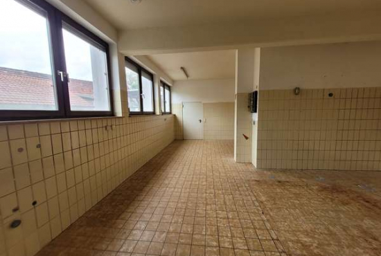 Kirchheim Obertorstraße, Ladenlokal, Gastronomie mieten oder kaufen