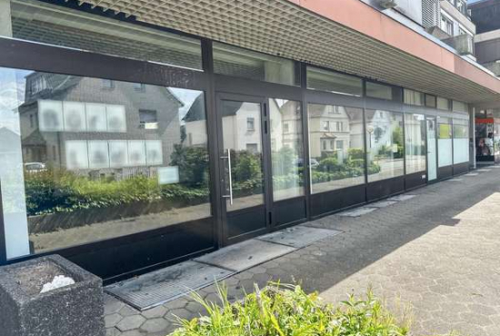 Bad Salzuflen , Ladenlokal, Gastronomie mieten oder kaufen