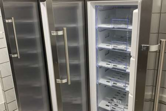 Frankfurt Westerbachstraße, Ladenlokal, Gastronomie mieten oder kaufen