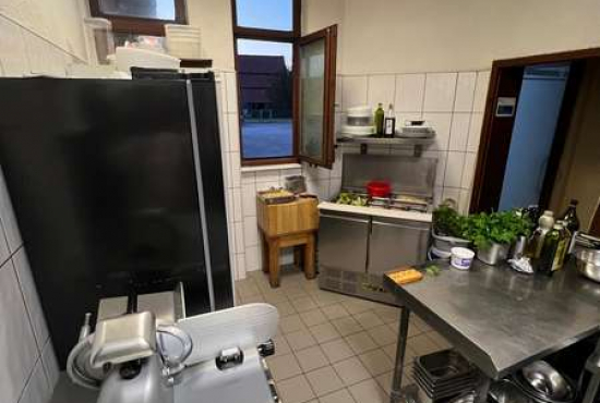 Brühl , Ladenlokal, Gastronomie mieten oder kaufen