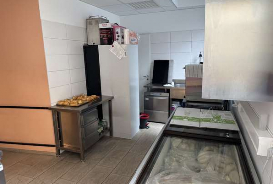 Bad König Bahnhofstraße, Ladenlokal, Gastronomie mieten oder kaufen