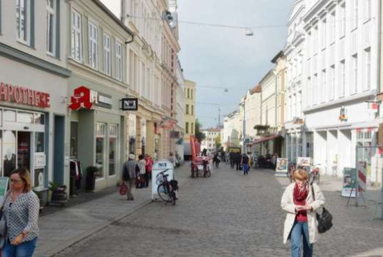 Güstrow Pferdemarkt, Ladenlokal, Gastronomie mieten oder kaufen