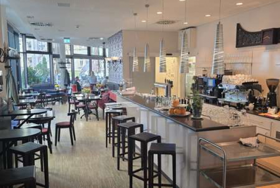 Neu-Ulm , Ladenlokal, Gastronomie mieten oder kaufen