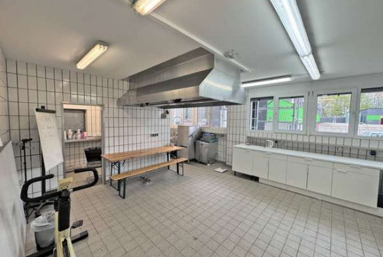 Stuttgart Julius-Hölder-Straße, Ladenlokal, Gastronomie mieten oder kaufen