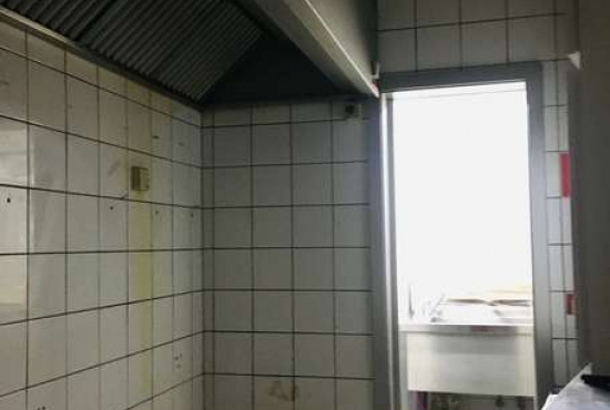 Frankfurt Leipziger Strasse im  Hinterhaus, Ladenlokal, Gastronomie mieten oder kaufen