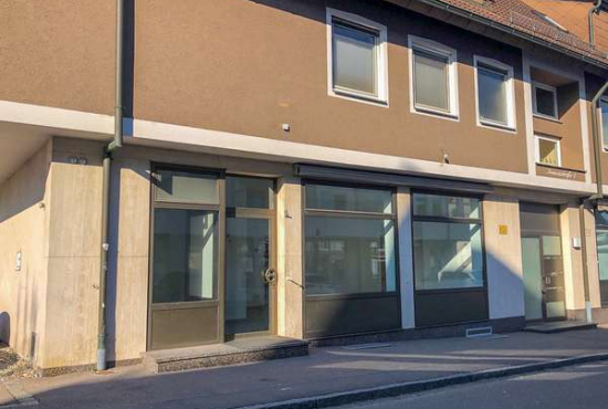 Neu-Ulm Sonnenstr, Ladenlokal, Gastronomie mieten oder kaufen