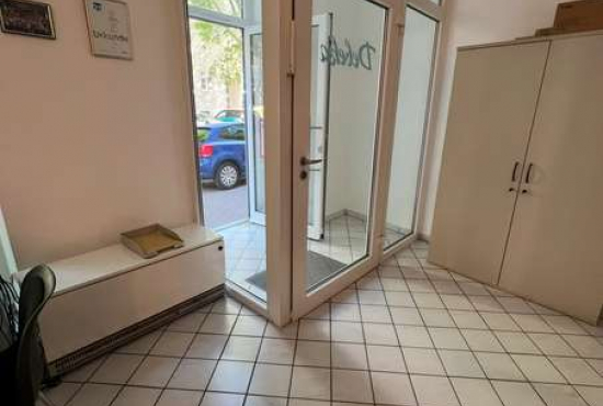 Frankfurt Koselstrasse, Ladenlokal, Gastronomie mieten oder kaufen