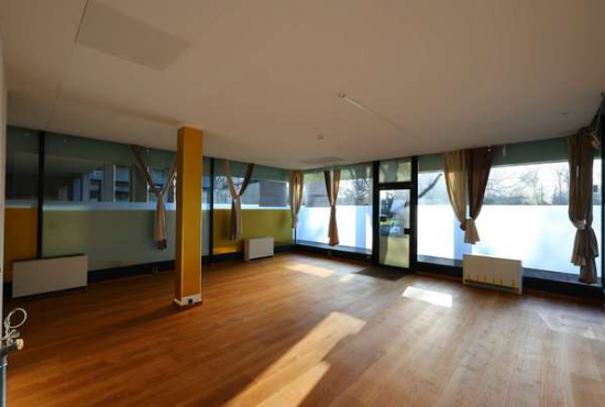 Ratingen Konrad-Adenauer-Platz, Ladenlokal, Gastronomie mieten oder kaufen