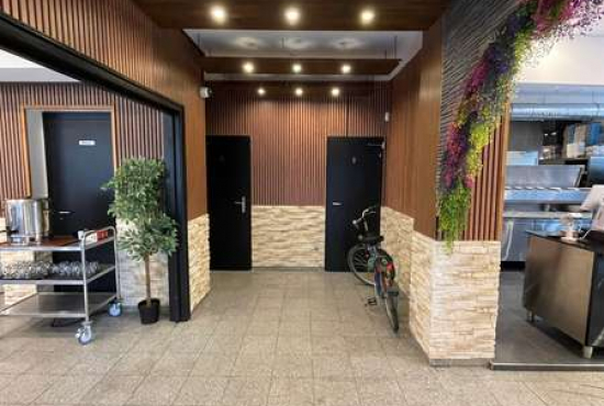 Neuss , Ladenlokal, Gastronomie mieten oder kaufen