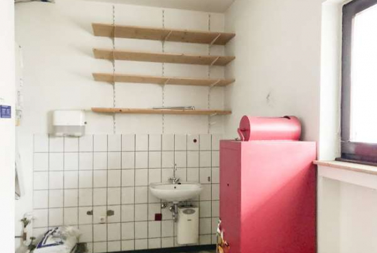 Engelskirchen , Ladenlokal, Gastronomie mieten oder kaufen