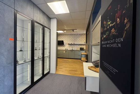 Linden Robert-Bosch-Straße, Ladenlokal, Gastronomie mieten oder kaufen