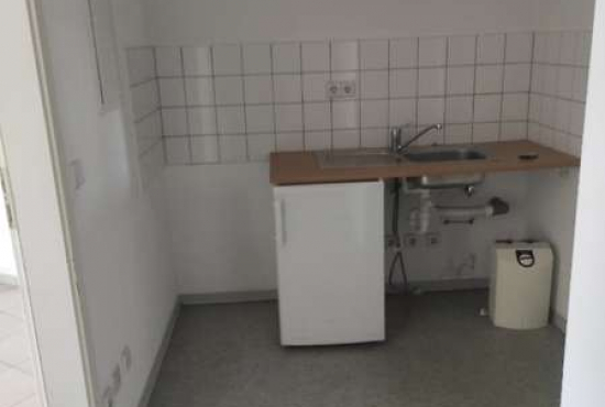 Halle Freimfelder Straße, Ladenlokal, Gastronomie mieten oder kaufen