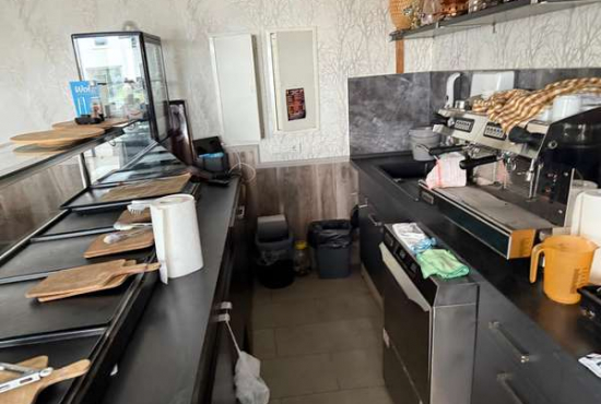 Frankfurt Westerbachstraße, Ladenlokal, Gastronomie mieten oder kaufen