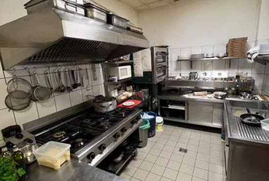 Brühl , Ladenlokal, Gastronomie mieten oder kaufen