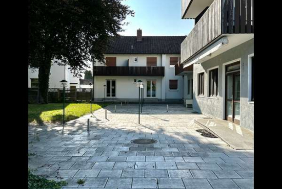 Landshut Löschenbranderstraße, Ladenlokal, Gastronomie mieten oder kaufen