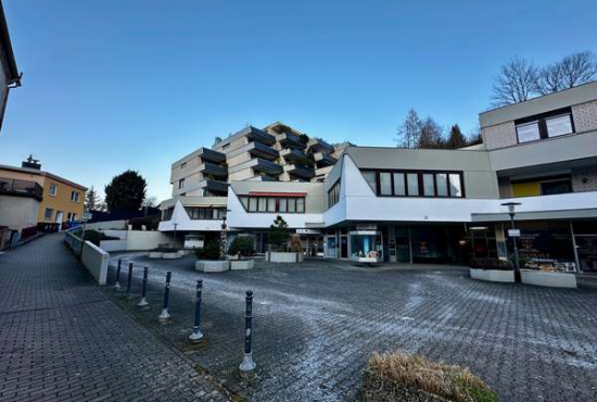 Bad Schwalbach , Ladenlokal, Gastronomie mieten oder kaufen