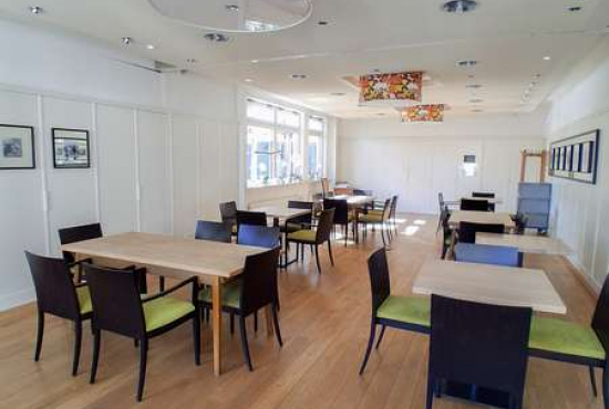 Oberstenfeld Großbottwarer Straße, Ladenlokal, Gastronomie mieten oder kaufen