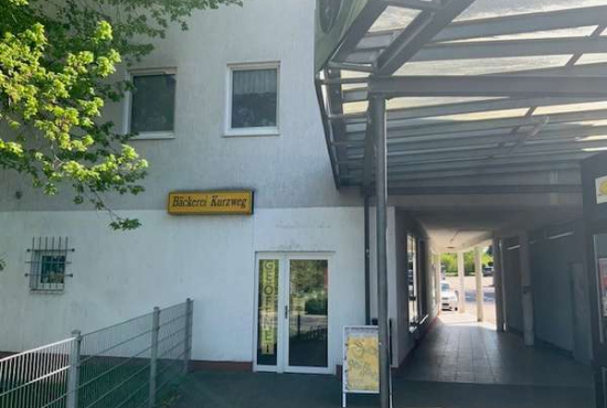 Pasewalk Am Luisenplatz, Ladenlokal, Gastronomie mieten oder kaufen