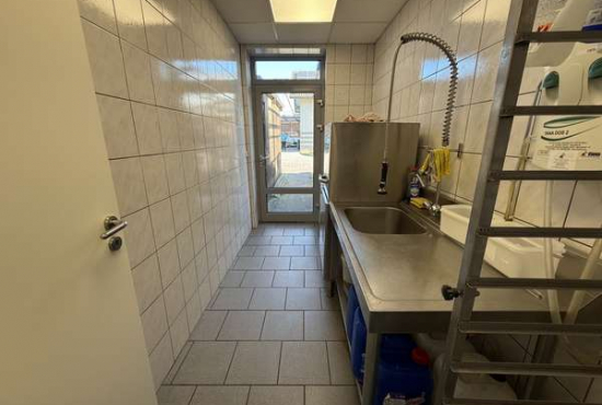 Wangerland / Horumersiel , Ladenlokal, Gastronomie mieten oder kaufen