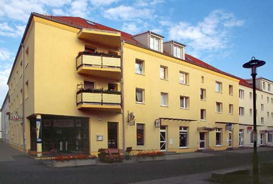 Neubrandenburg Wartlaustraße, Ladenlokal, Gastronomie mieten oder kaufen