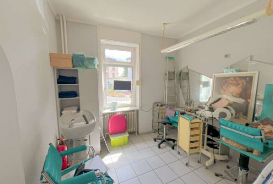 Frankfurt am Main Alt Praunheim, Ladenlokal, Gastronomie mieten oder kaufen