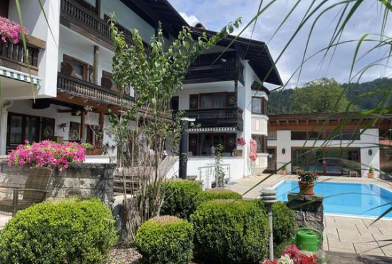 Reit im Winkl , Ladenlokal, Gastronomie mieten oder kaufen