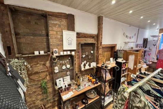 Groß-Umstadt Obere-Marktstraße, Ladenlokal, Gastronomie mieten oder kaufen