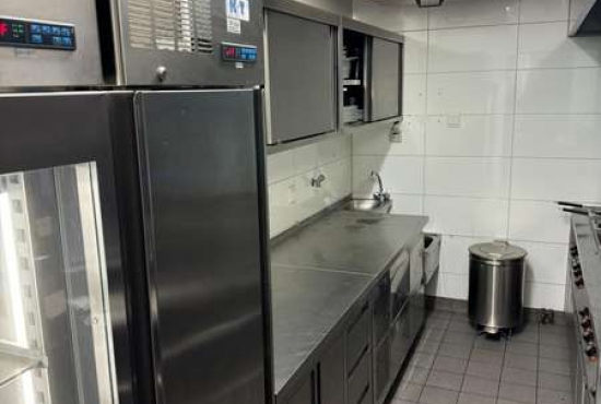 Bergisch Gladbach , Ladenlokal, Gastronomie mieten oder kaufen