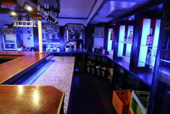 Krefeld St. Anton Straße, Ladenlokal, Gastronomie mieten oder kaufen