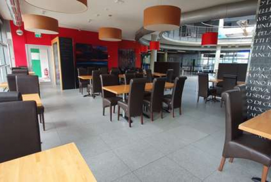 Friedrichshafen , Ladenlokal, Gastronomie mieten oder kaufen