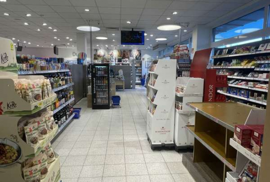 Neu Wulmstorf Bahnhofstraße, Ladenlokal, Gastronomie mieten oder kaufen